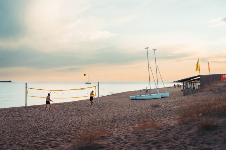 Beachvolleyball am Issos Beach